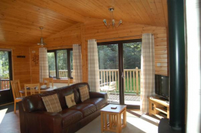 Luxury woodland Alder Lodge